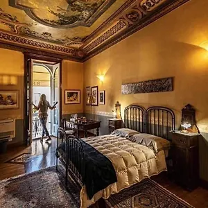 Palazzo Melluso Luxury Couette-café