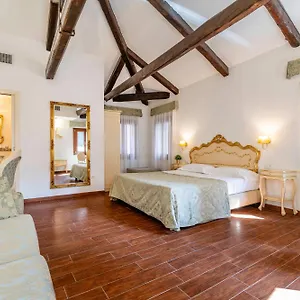 https://casa-marsilli.hotelinveneto.com